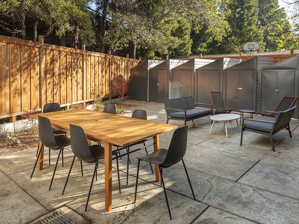 1st image of 3400 Piedmont Ave #201