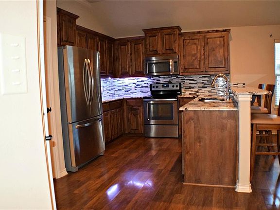 4th image of 1740 Sully Ct