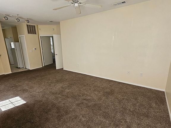 4th image of 132 Vista Verdi Cir Unit 224