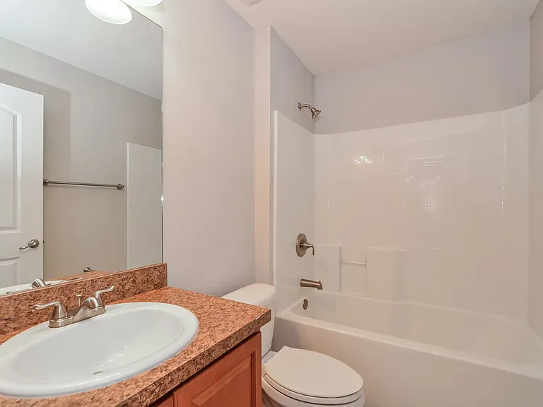 1705 Southern Oak Loop — Photo 16