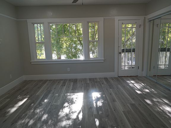 2nd image of 1018 25th St