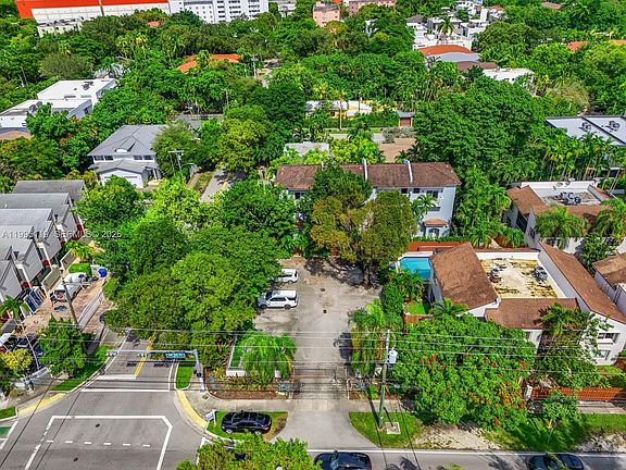 2nd image of 2987 Bird Ave