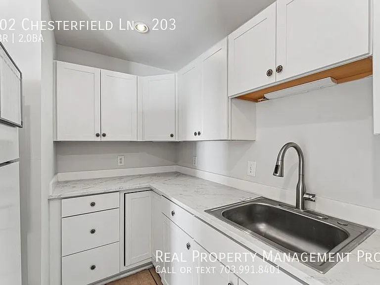 202 Chesterfield Ln #203 — Photo 11