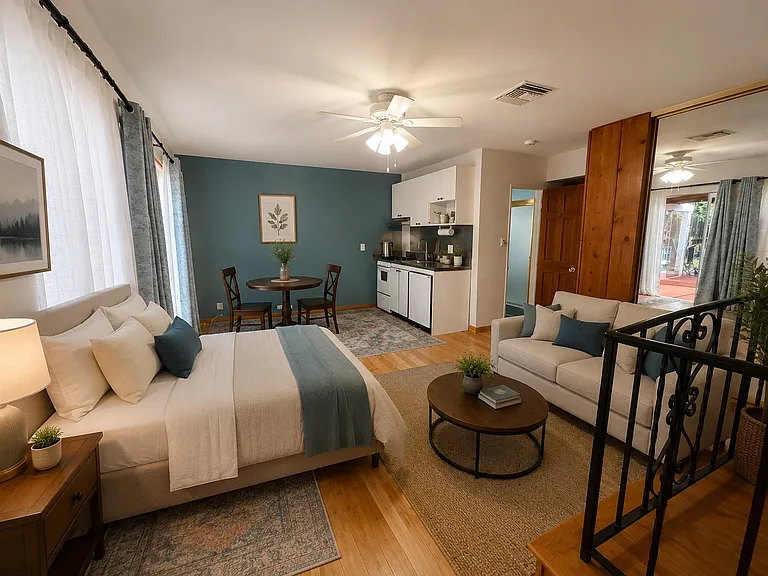21313 San Miguel St — Photo 3