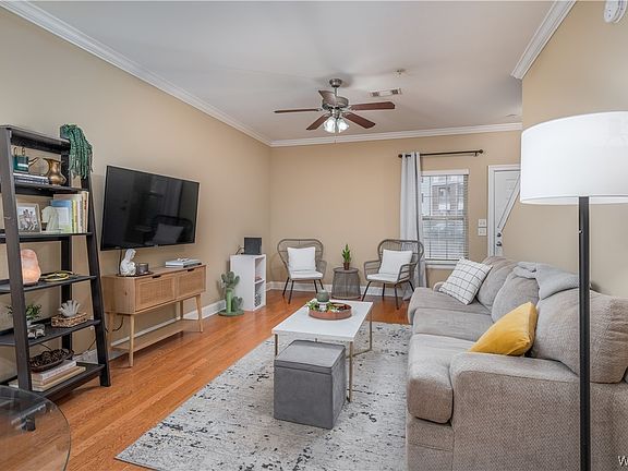 3rd image of 3218 Veterans Memorial Pkwy APT 516