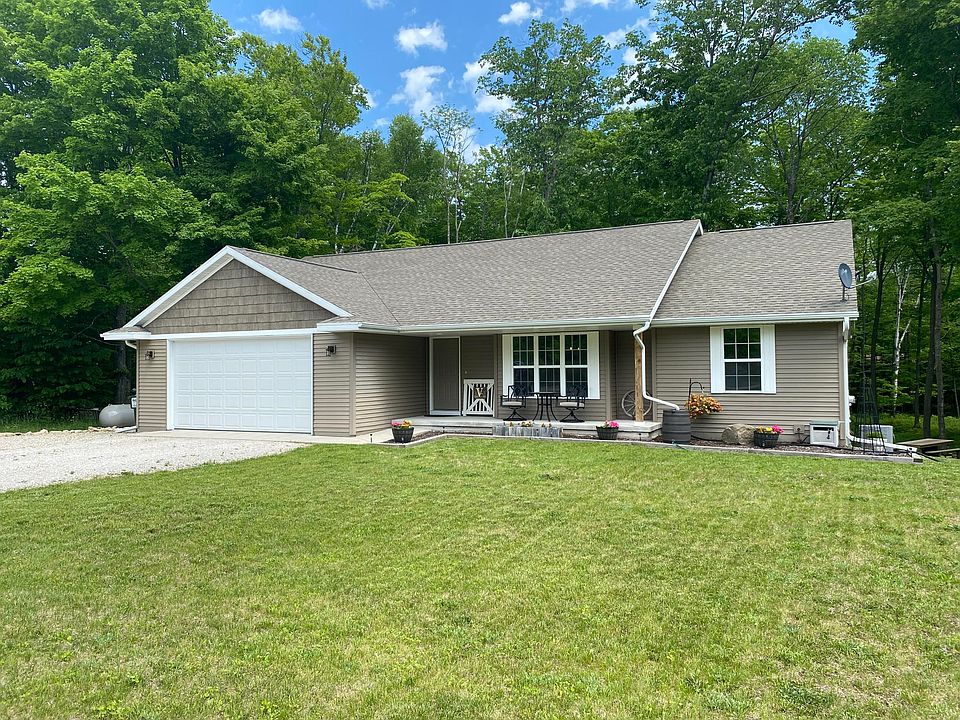 1st image of 7538 Apple Ln
