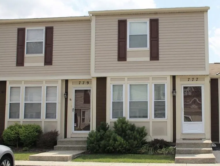 779 Ficus Dr #25-D — Photo 1