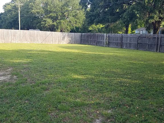 3rd image of 4664 Stonewall Cir