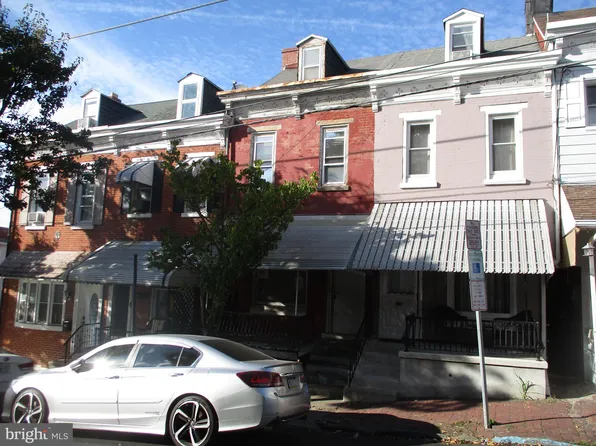 1129 Spring St, Reading, PA 19604