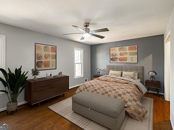 5th image of 350 Providence Rd