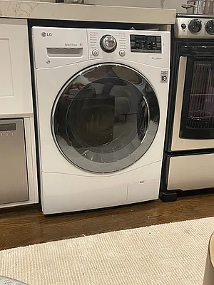 Rented by Douglas Elliman | media 31