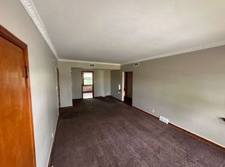 2415 W Congress St #4, Milwaukee, WI 53209