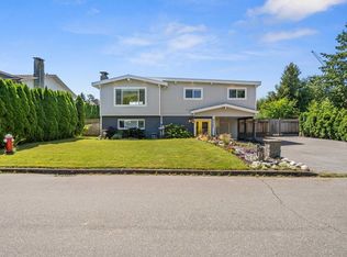 22580 Hinch Cres, Maple Ridge, BC V2X7H6