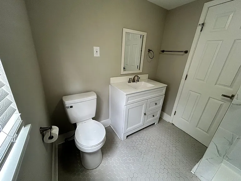 1116 Michigan Ave — Photo 14