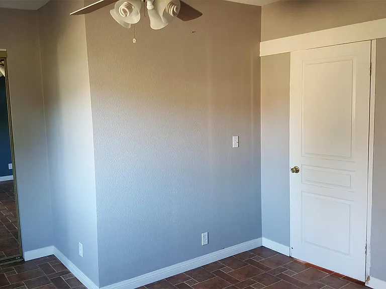 56565 Sunnyslope Dr — Photo 4