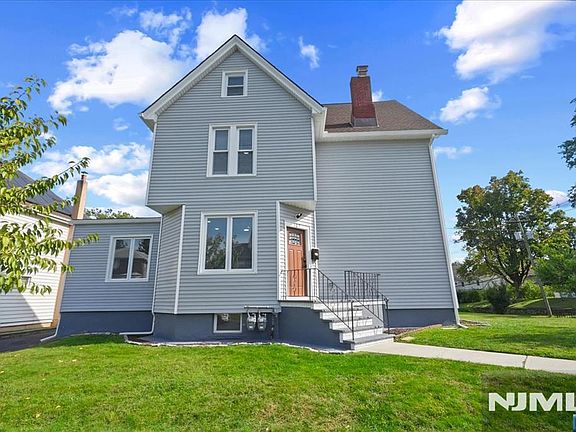 3rd image of 137 Prospect Place