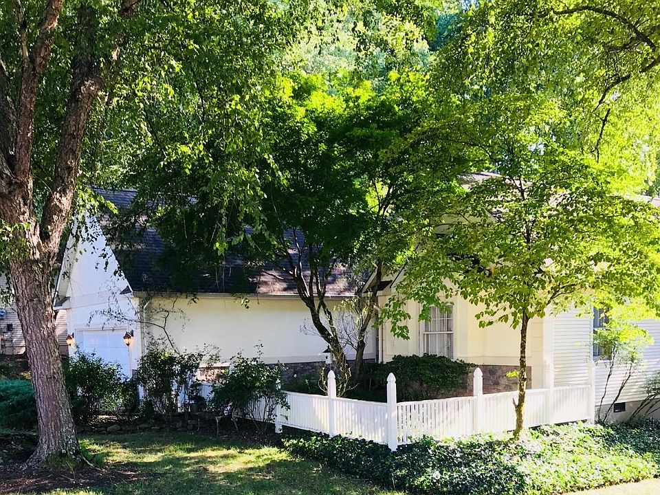 1st image of 8623 Cypress Lake Dr W