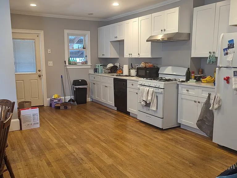 58 Cherry St — Photo 4