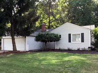 3920 Walter Rd, North Olmsted, OH 44070