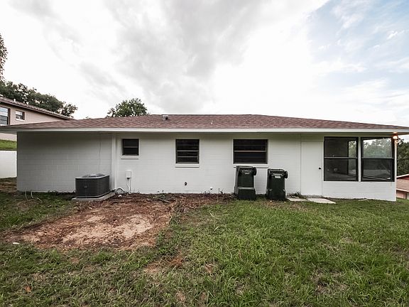 2nd image of 231 Hillside Dr