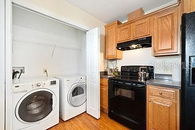 4th image of 1215 Gunnison Ave