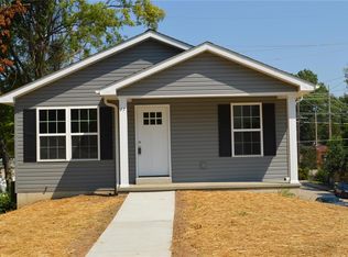 17 Frisco St, Festus, MO 63028