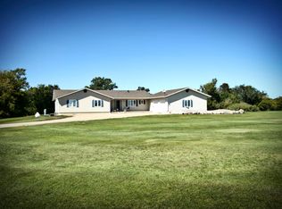 1664 26th Ave NE, Manvel, ND 58256