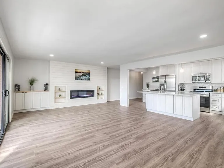 4705 Marina Dr #10-10-10 — Photo 23