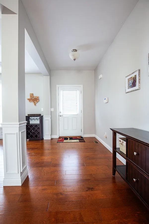 5 bed, 3362 sqft, $3,500 — Photo 3