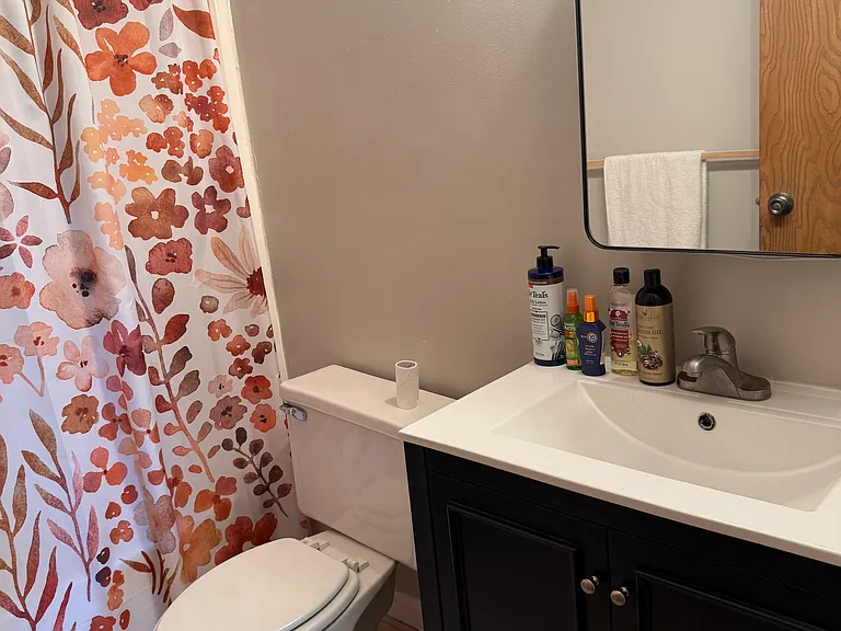 205 Highland Ave #6 — Photo 6