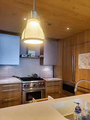 Rented by East West Realty Services Inc | media 17