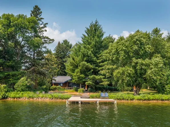 1137 Schaefers Point Rd, Lake Shore, MN 56468