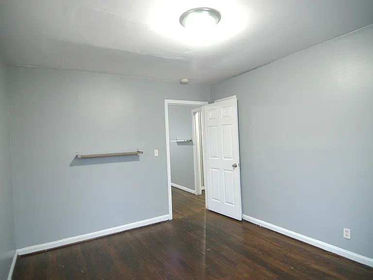 314 Oriel Ave — Photo 8