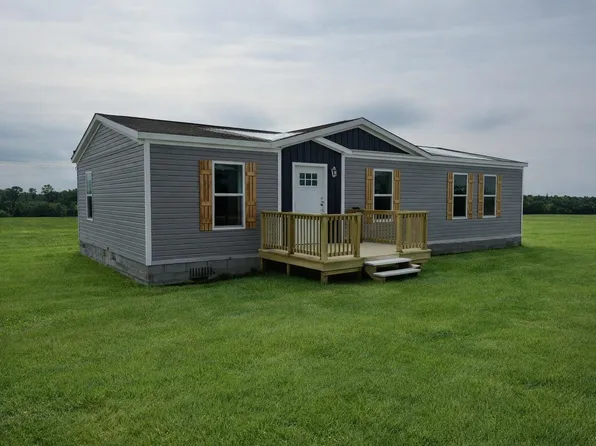 369 Lawless Ln, Jamestown, KY 42629