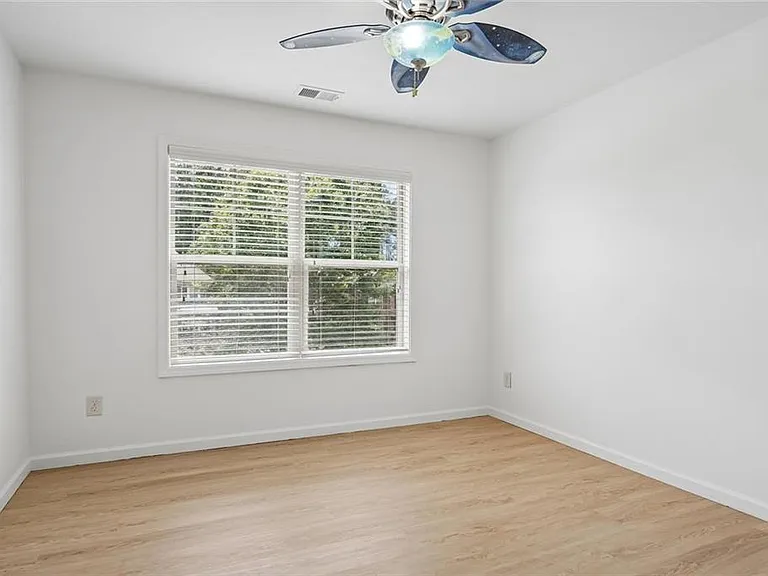 5811 Kendrix Ridge Dr — Photo 54