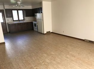 1228 S 2nd St, Dekalb, IL 60115