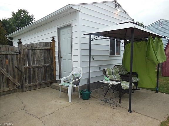 5th image of 3506 Emerson Ct
