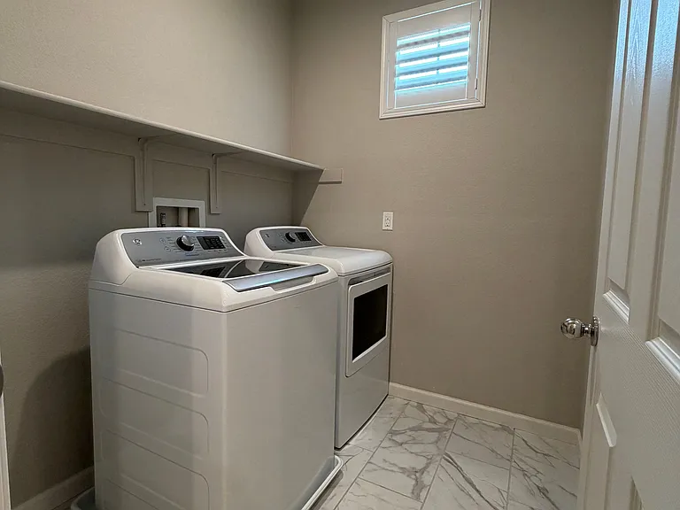 700 Apricot Cir — Photo 28
