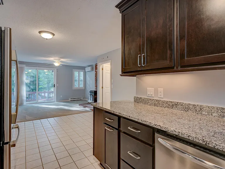 59 Haynesville Ave #7 — Photo 8