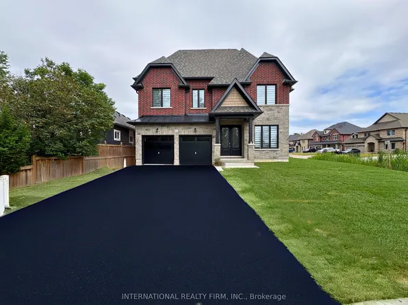 670 Park Rd #1, Innisfil, ON L9S 2E1