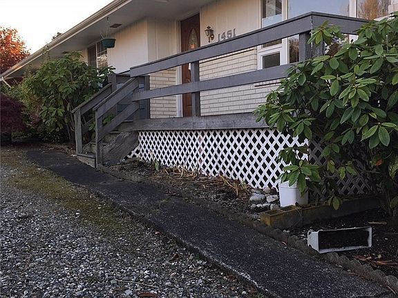 2nd image of 1451 Bertha Pl
