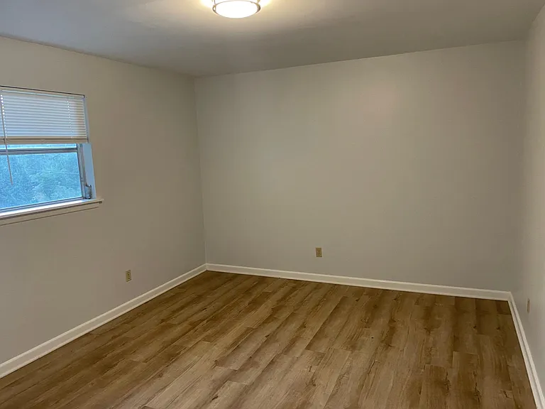 1211 Ranch Valley Rd — Photo 11