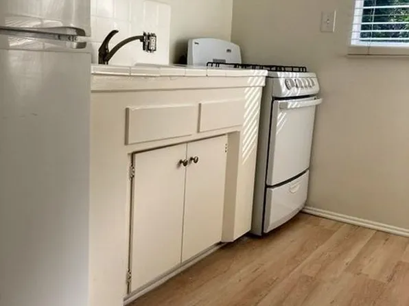 1641 S Westgate Ave #8, Los Angeles, CA 90025