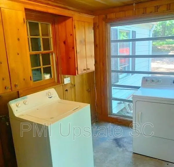 129 Academy St — Photo 15