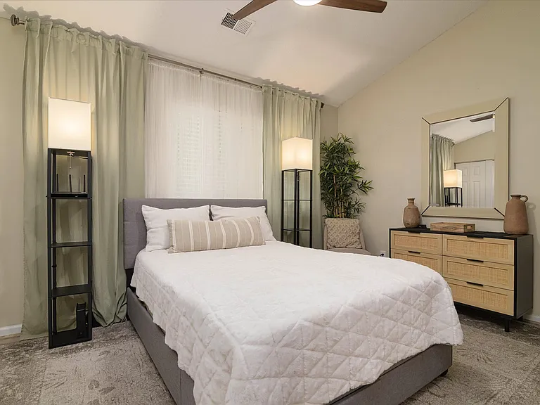 4053 N Course Dr — Photo 16