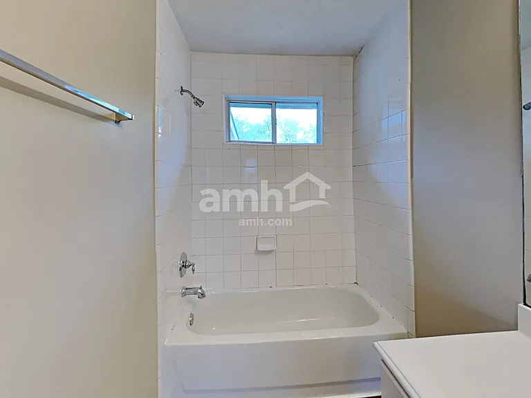 4002 Portman Glen Ln — Photo 12