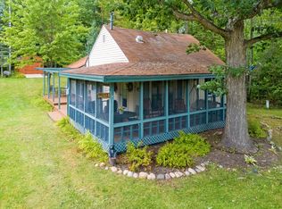 4301 Longpoint Dr, Cheboygan, MI 49721