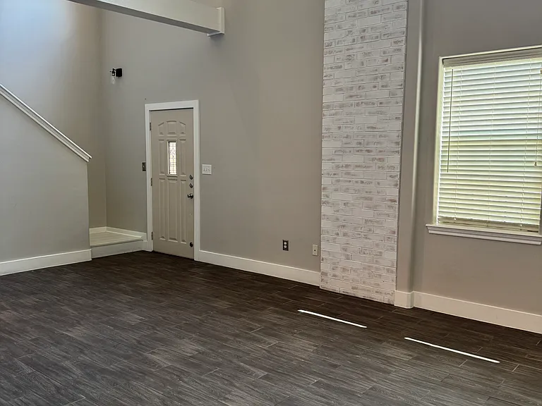 2445 Monarch Dr #1301 — Photo 5