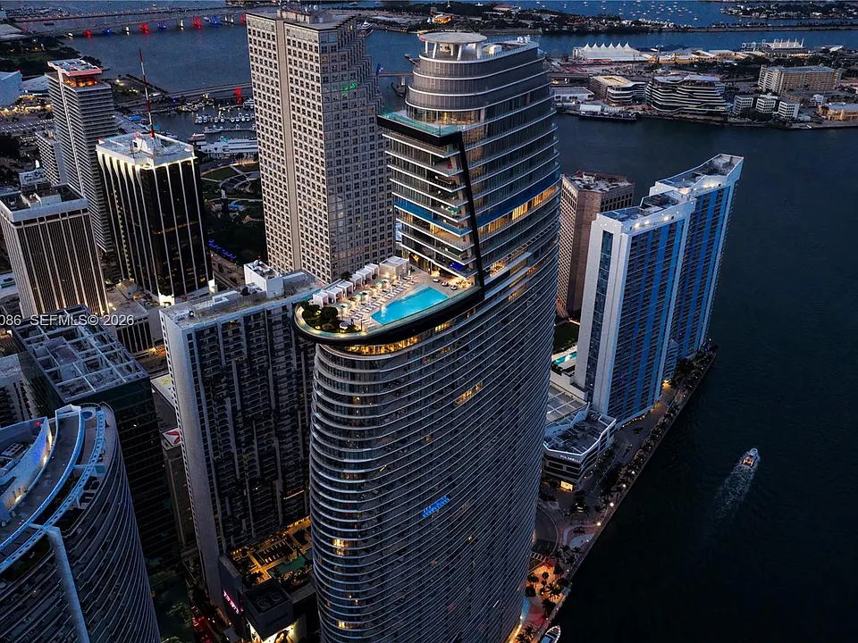 300 Biscayne Boulevard Way #3108