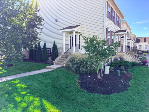 5964 Thunder Gulch Dr #34, New Albany, OH 43054